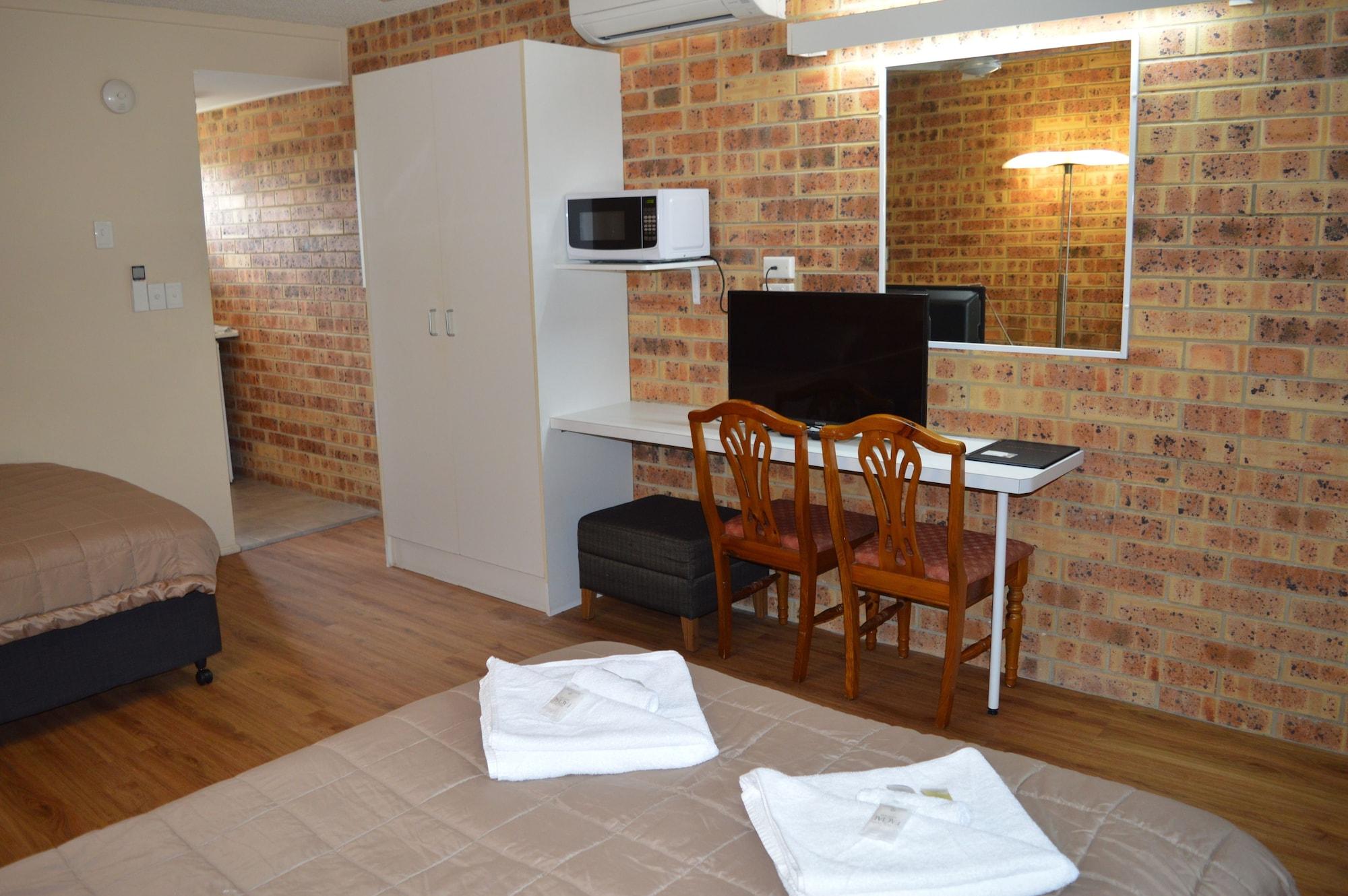 Golden Beach Motor Caloundra