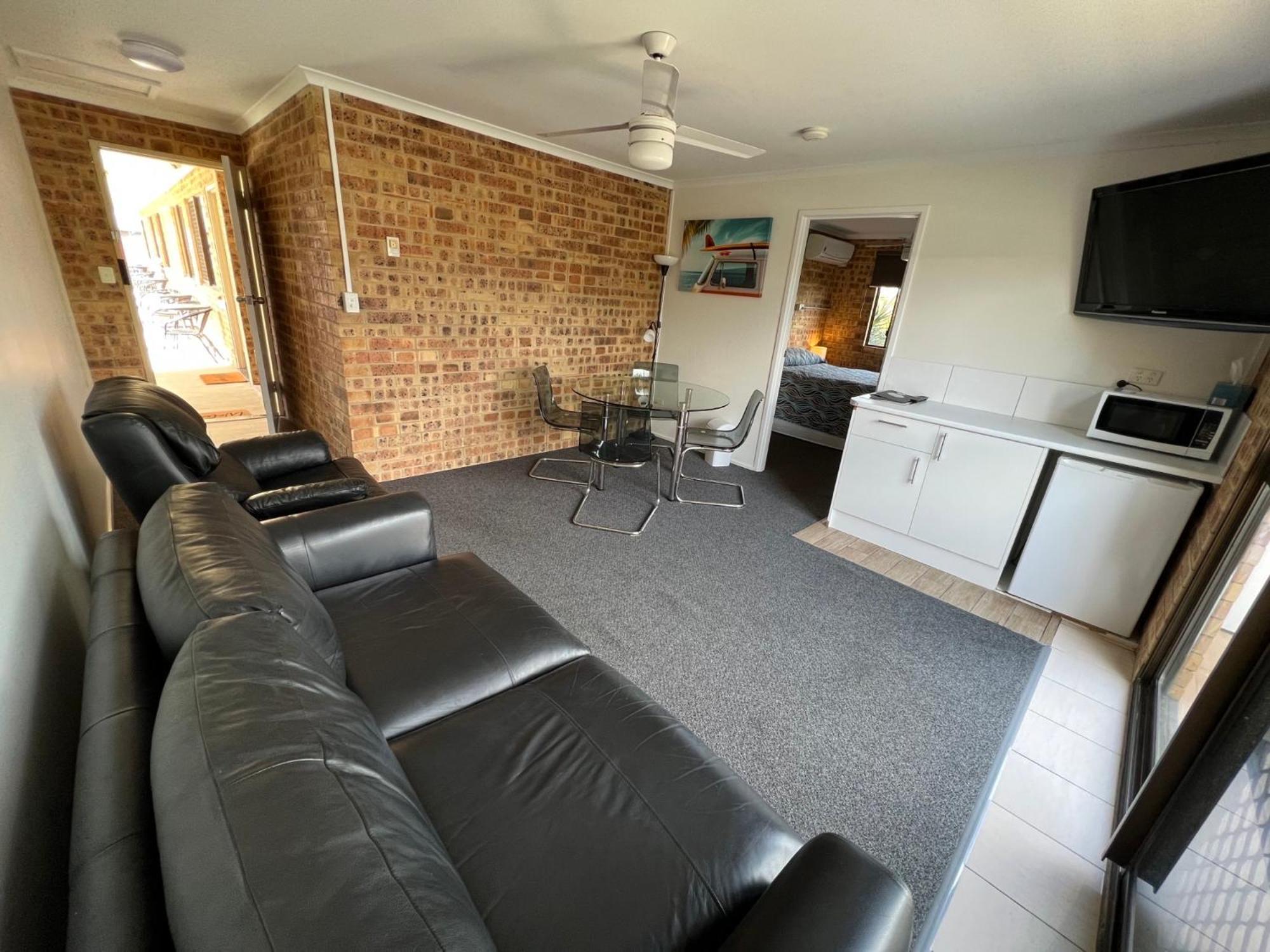 Golden Beach Motor Caloundra