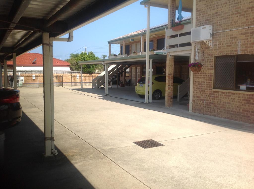 Golden Beach Motor Motel 4*