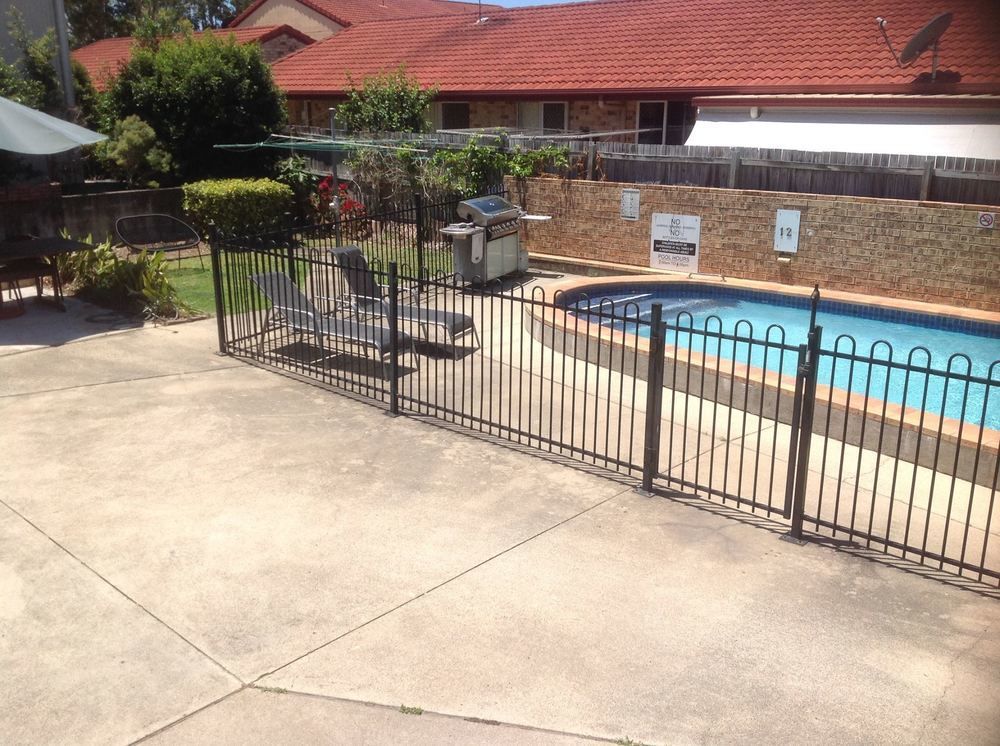 Golden Beach Motor Motel 4*