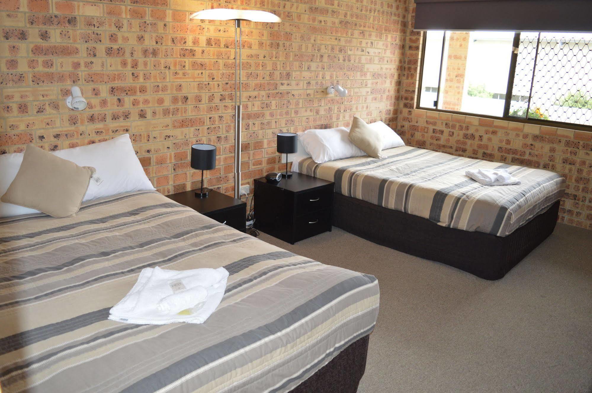 Golden Beach Motor Motel Caloundra